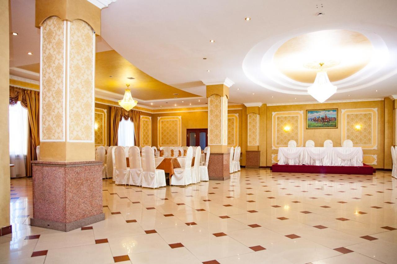 Ak Samal Hotel Karagandy Exterior foto