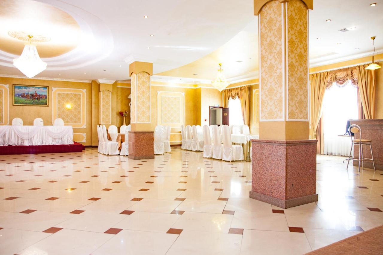 Ak Samal Hotel Karagandy Exterior foto